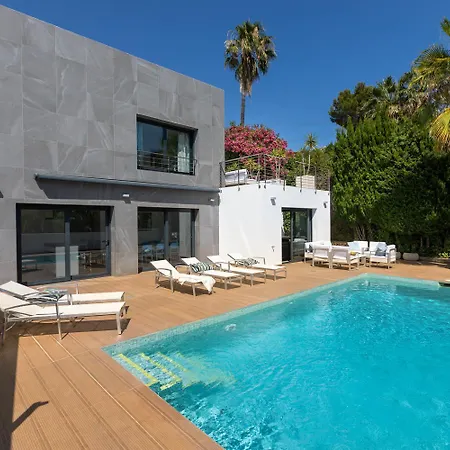 Vila Chic Romance By Abahana